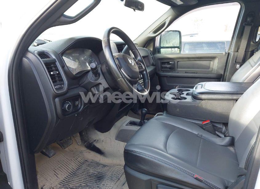 Photo 5 of 2023 Ram 5500 CHASSIS TRADESMAN/SLT/LARAMIE/LIMITED (VIN 3C7WRNEL6PG520261)