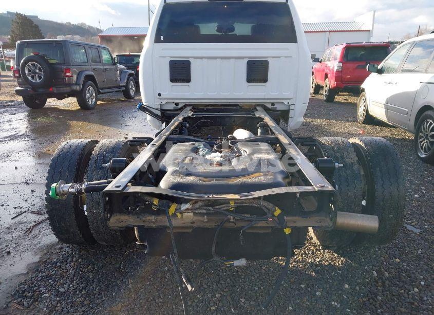 Photo 8 of 2023 Ram 5500 CHASSIS TRADESMAN/SLT/LARAMIE/LIMITED (VIN 3C7WRNEL6PG520261)