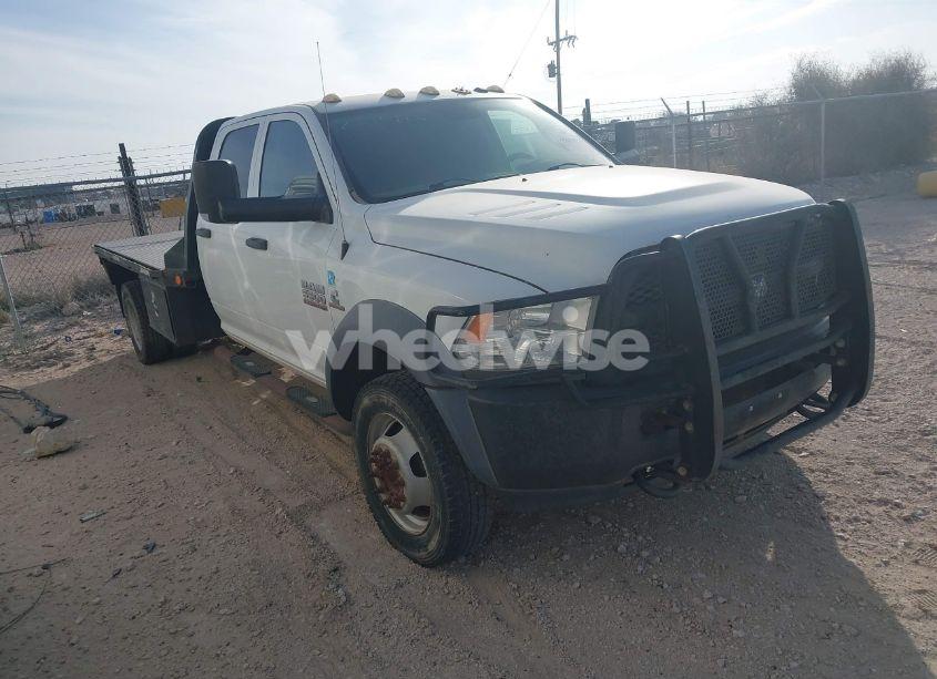 2014 Ram 5500 CHASSIS TRADESMAN/SLT/LARAMIE (VIN 3C7WRNFL2EG254412) main photo