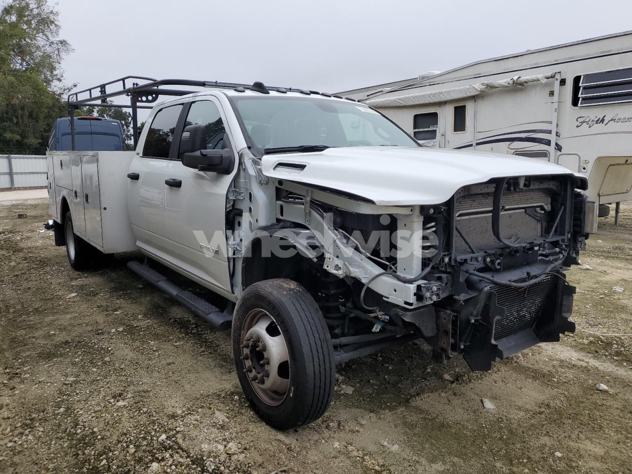 Photo 4 of 2024 RAM 5500 UTILITY / SERVICE TRUCK (VIN 3C7WRNFL5RG254894)