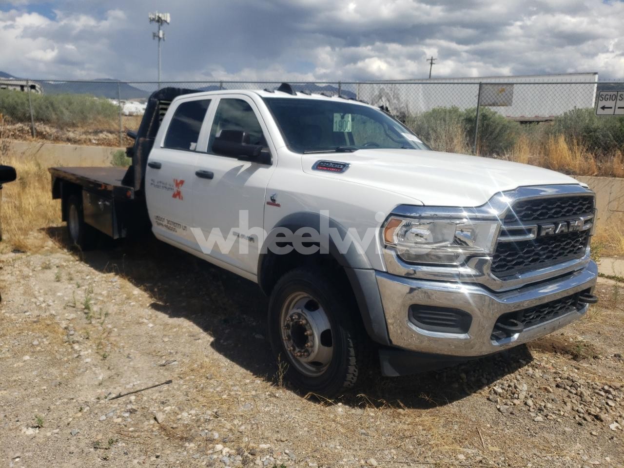 Photo 4 of 2019 RAM 5500 (VIN 3C7WRNFL8KG593803)