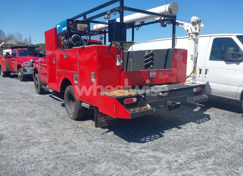 Photo 3 of 2016 Ram 3500 CHASSIS TRADESMAN/SLT (VIN 3C7WRSAJ0GG354385)