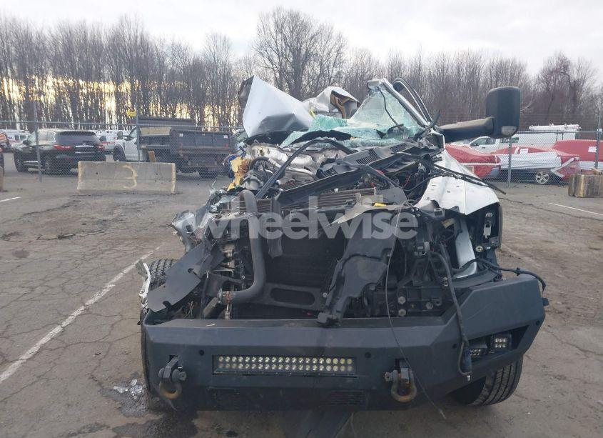 Photo 12 of 2016 Ram 3500 CHASSIS TRADESMAN/SLT (VIN 3C7WRSBJ3GG119588)