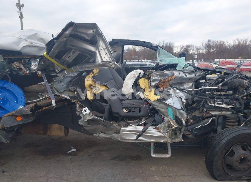 Photo 13 of 2016 Ram 3500 CHASSIS TRADESMAN/SLT (VIN 3C7WRSBJ3GG119588)