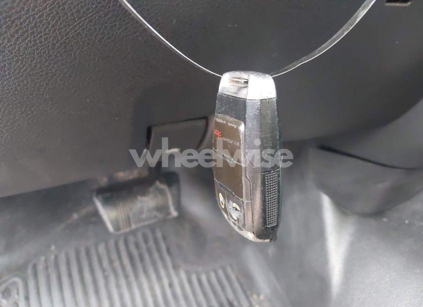 Photo 10 of 2019 Ram 3500 CHASSIS TRADESMAN/SLT/LARAMIE/LIMITED (VIN 3C7WRSCL0KG665208)