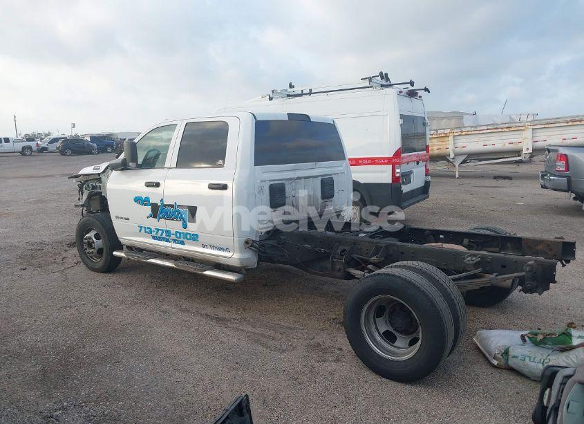 Photo 14 of 2019 Ram 3500 CHASSIS TRADESMAN/SLT/LARAMIE/LIMITED (VIN 3C7WRSCL0KG665208)