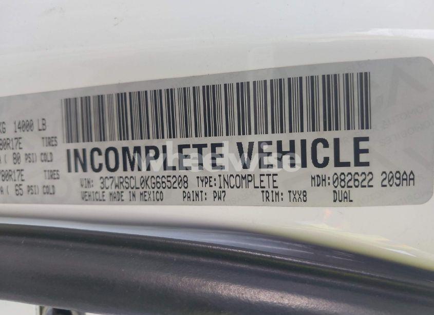 Photo 8 of 2019 Ram 3500 CHASSIS TRADESMAN/SLT/LARAMIE/LIMITED (VIN 3C7WRSCL0KG665208)