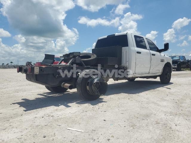 Photo 3 of 2018 RAM 3500 (VIN 3C7WRSCL1JG325161)