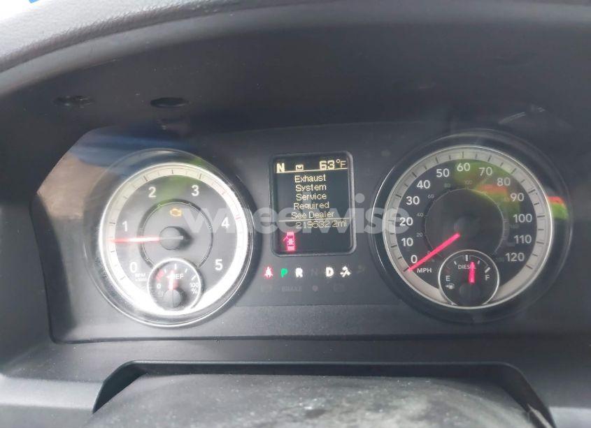 Photo 5 of 2016 Ram 3500 CHASSIS TRADESMAN/SLT/LARAMIE (VIN 3C7WRSCL2GG234828)