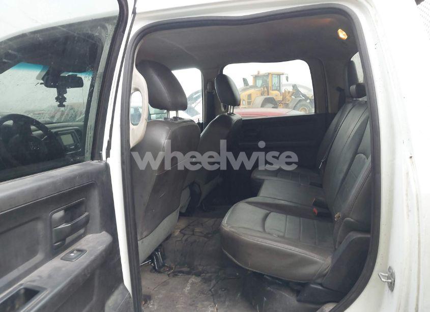 Photo 7 of 2016 Ram 3500 CHASSIS TRADESMAN/SLT/LARAMIE (VIN 3C7WRSCL2GG234828)