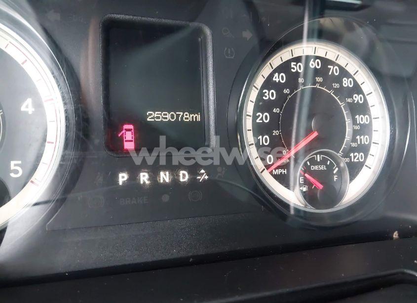 Photo 5 of 2018 Ram 3500 CHASSIS TRADESMAN/SLT/LARAMIE (VIN 3C7WRSCLXJG201499)