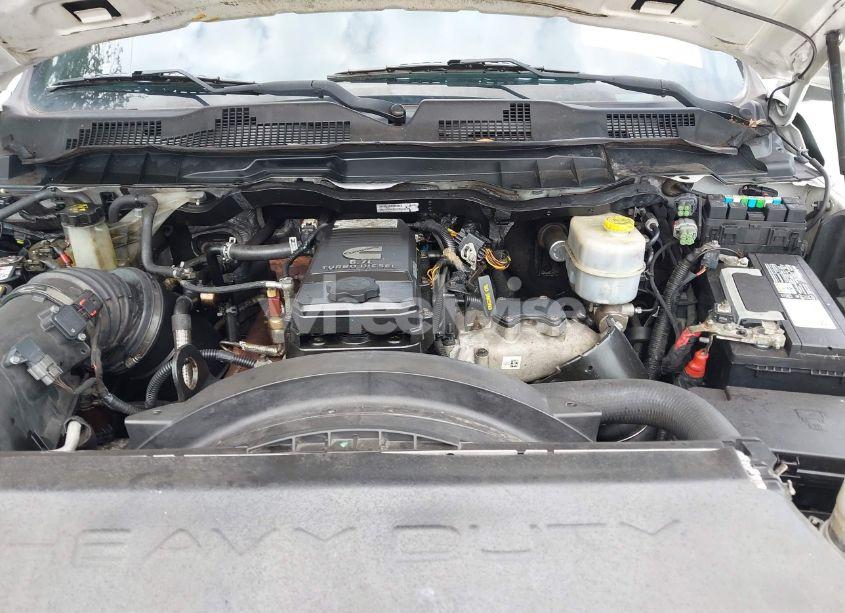 Photo 9 of 2018 Ram 3500 CHASSIS TRADESMAN/SLT/LARAMIE (VIN 3C7WRSCLXJG201499)