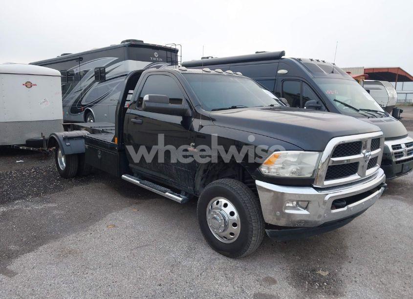 2018 Ram 3500 CHASSIS TRADESMAN/SLT (VIN 3C7WRTBL1JG236858) main photo