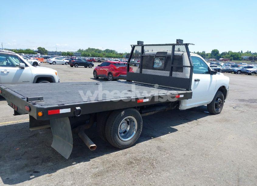 Photo 4 of 2021 Ram 3500 CHASSIS (VIN 3C7WRTBL4MG522126)
