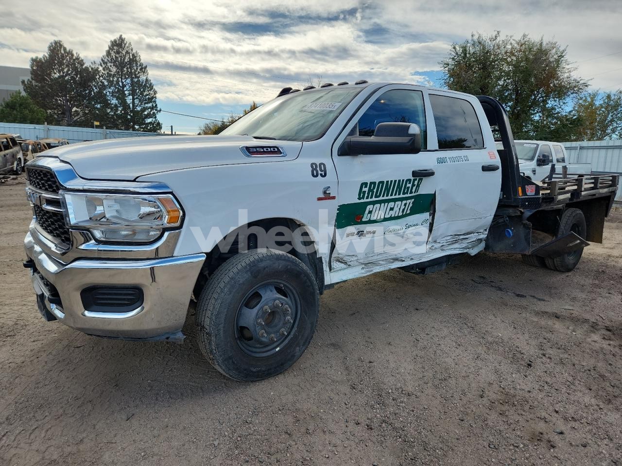 2022 RAM 3500 CAB & CHASSIS L (VIN 3C7WRTCL4NG108005) main photo