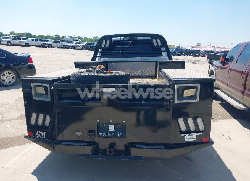 Photo 15 of 2020 Ram 3500 CHASSIS TRADESMAN/SLT/LARAMIE/LIMITED (VIN 3C7WRTCL5LG273526)