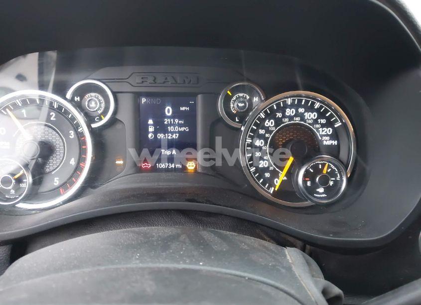 Photo 5 of 2022 Ram 3500 CHASSIS TRADESMAN/SLT/LARAMIE/LIMITED (VIN 3C7WRTCL6NG270234)