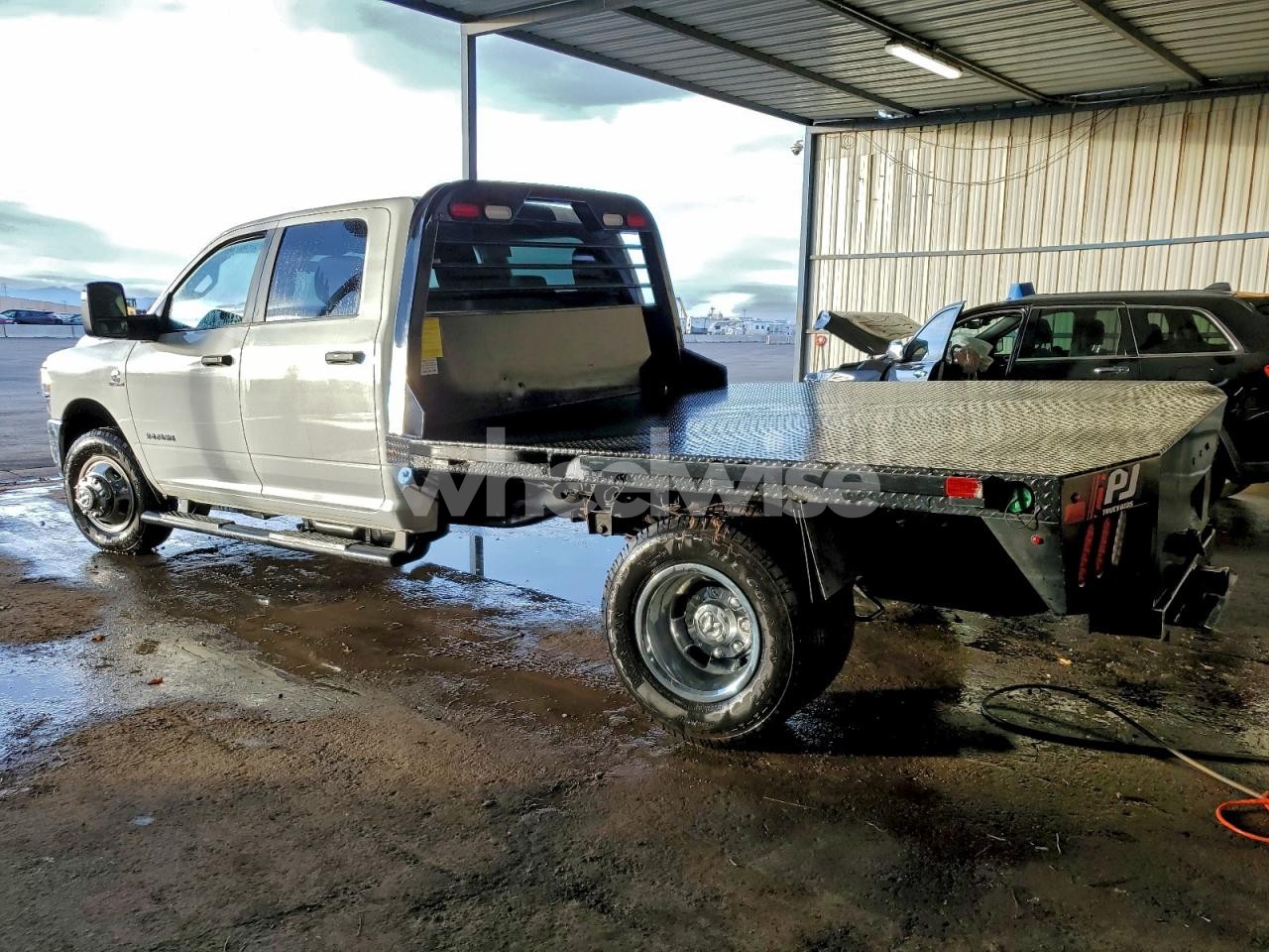 Photo 2 of 2024 RAM 3500 (VIN 3C7WRTCL6RG312701)