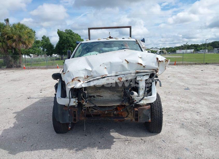 Photo 10 of 2014 Ram 3500 CHASSIS TRADESMAN/SLT/LARAMIE (VIN 3C7WRTCL7EG301829)