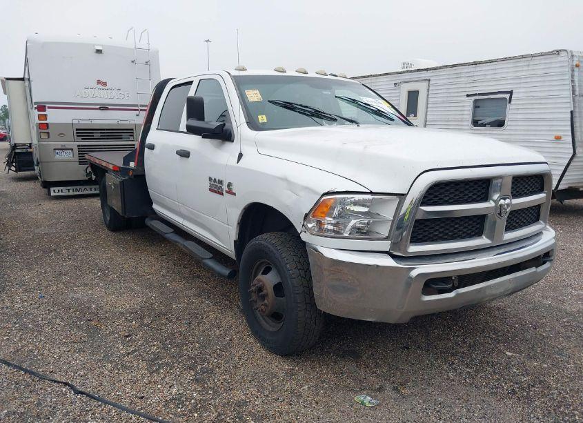 2016 Ram 3500 CHASSIS TRADESMAN/SLT/LARAMIE (VIN 3C7WRTCL7GG112732) main photo