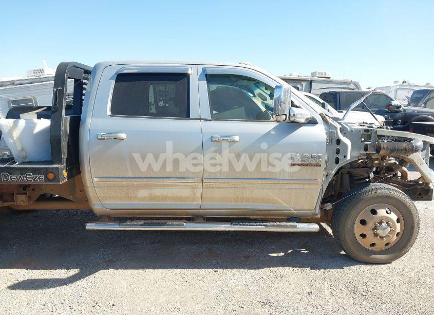 Photo 17 of 2014 Ram 3500 CHASSIS TRADESMAN/SLT/LARAMIE (VIN 3C7WRTCL8EG226817)