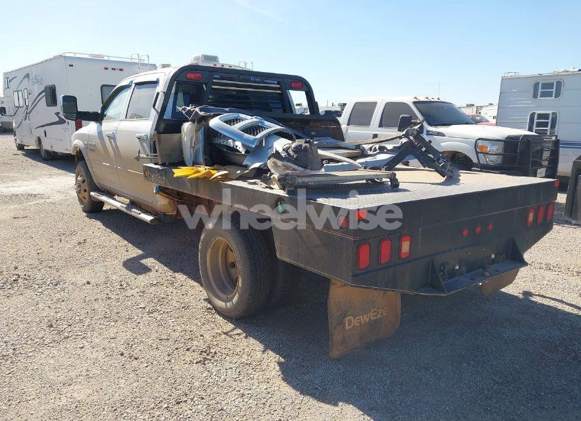 Photo 3 of 2014 Ram 3500 CHASSIS TRADESMAN/SLT/LARAMIE (VIN 3C7WRTCL8EG226817)