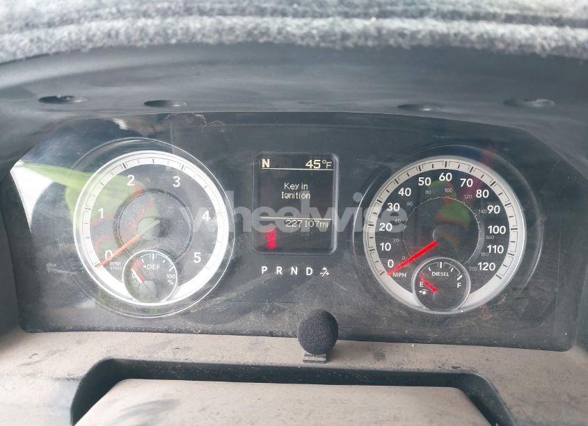 Photo 5 of 2014 Ram 3500 CHASSIS TRADESMAN/SLT/LARAMIE (VIN 3C7WRTCL8EG226817)