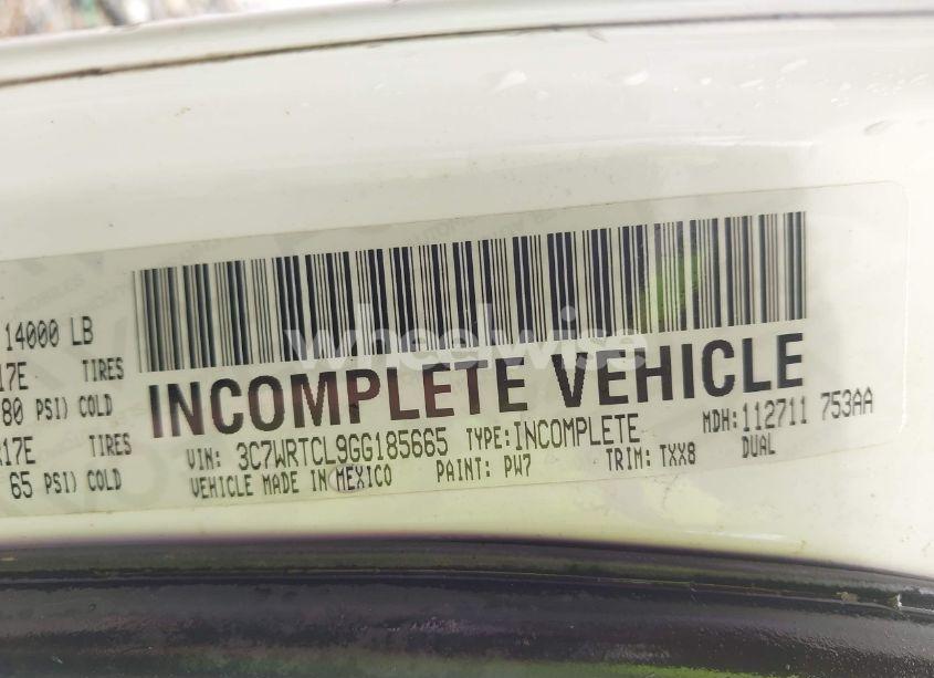 Photo 8 of 2016 Ram 3500 CHASSIS TRADESMAN/SLT/LARAMIE (VIN 3C7WRTCL9GG185665)