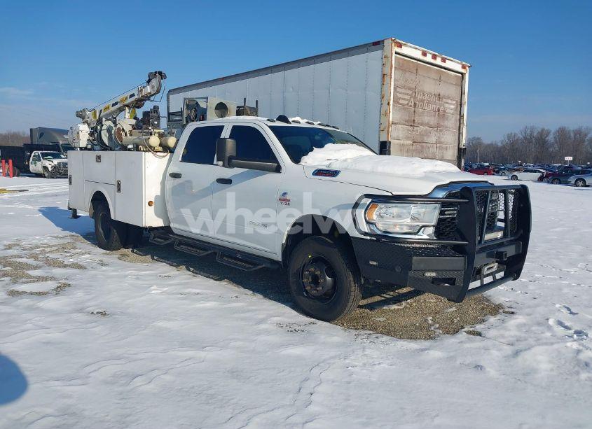 2021 Ram 3500 CHASSIS TRADESMAN/SLT/LARAMIE/LIMITED (VIN 3C7WRTCL9MG554083) main photo