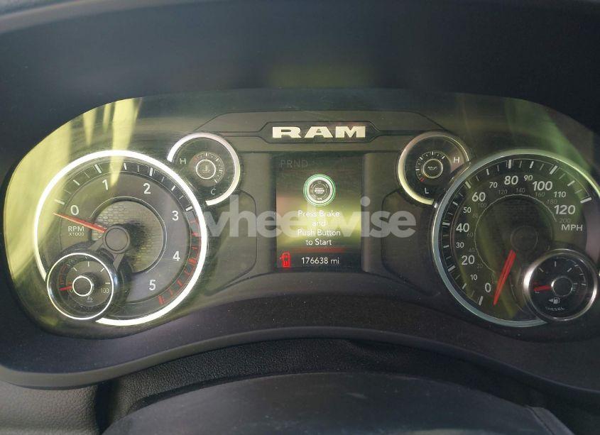 Photo 5 of 2021 Ram 3500 CHASSIS TRADESMAN/SLT/LARAMIE/LIMITED (VIN 3C7WRTCL9MG554083)