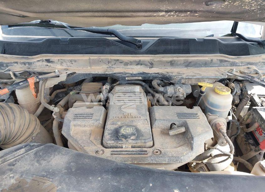 Photo 10 of 2021 Ram 3500 CHASSIS TRADESMAN/SLT/LARAMIE/LIMITED (VIN 3C7WRTCLXMG578120)