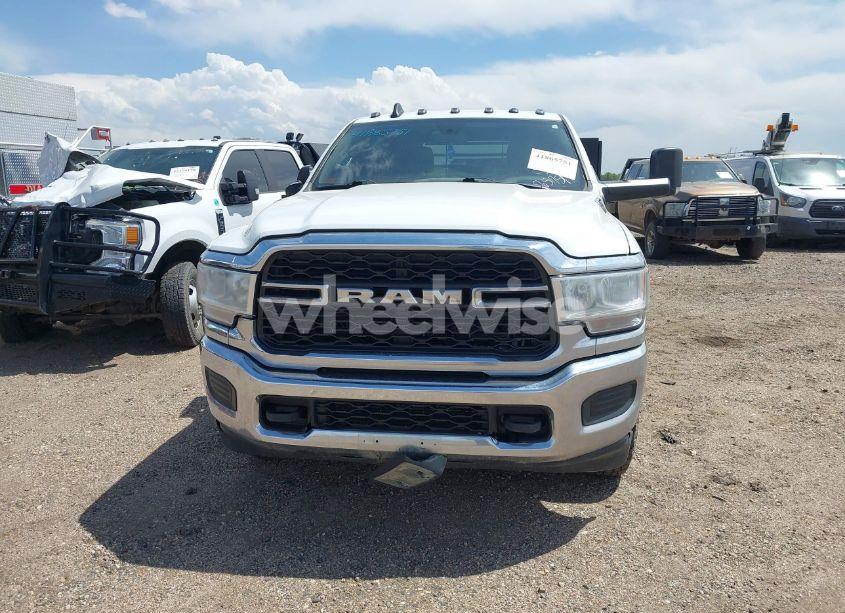Photo 12 of 2021 Ram 3500 CHASSIS TRADESMAN/SLT/LARAMIE/LIMITED (VIN 3C7WRTCLXMG578120)