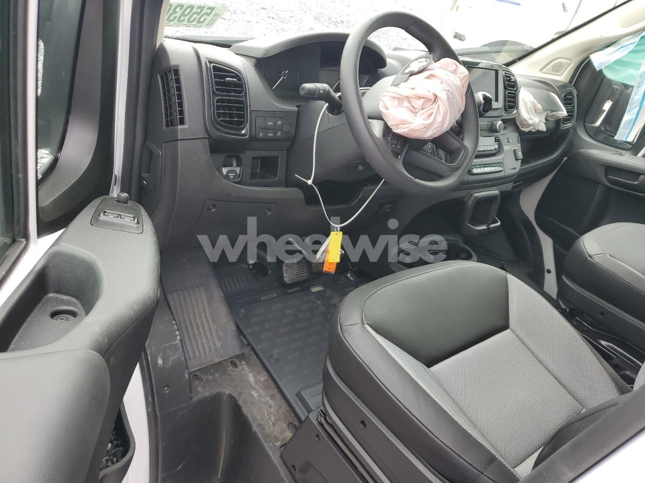 Photo 8 of 2024 RAM PROMASTER 3500 3500 STANDARD (VIN 3C7WRVLG1RE133864)