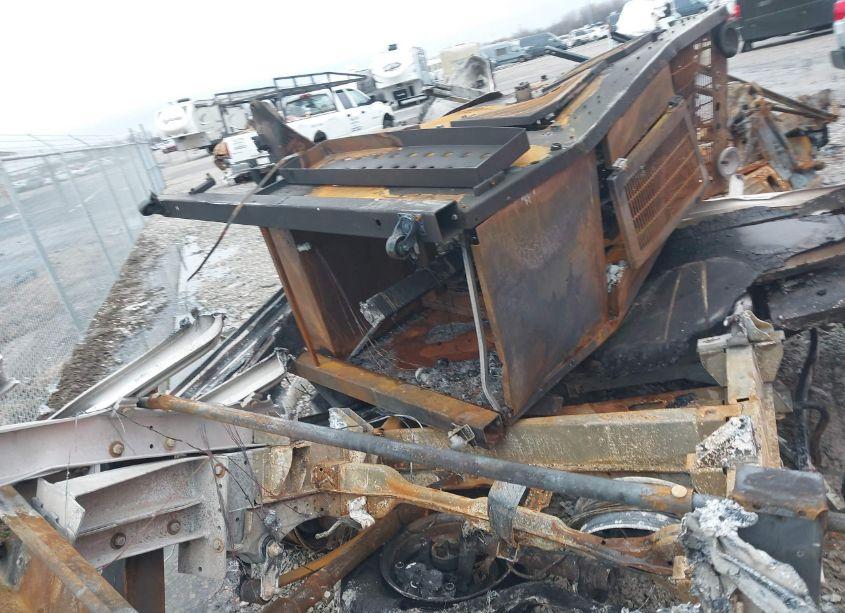 Photo 5 of 2022 Ram Promaster 3500 CUTAWAY LOW ROOF (VIN 3C7WRVLGXNE131573)