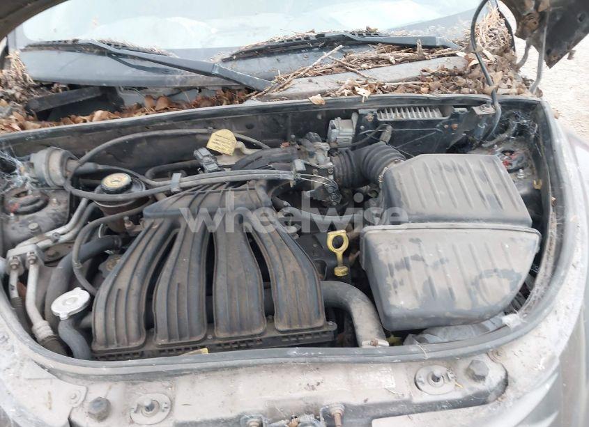 Photo 10 of 2001 Chrysler Pt CRUISER (VIN 3C8FY4BB01T652824)