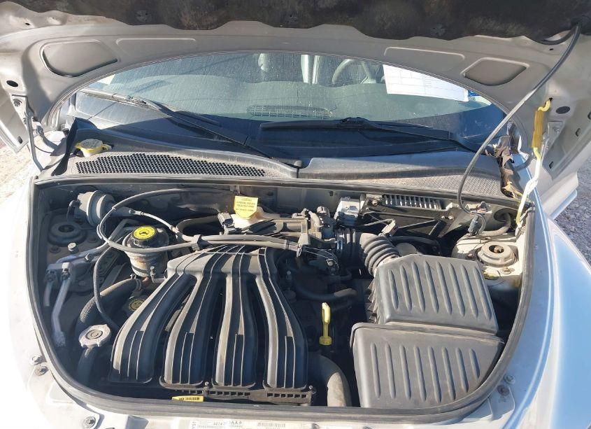 Photo 10 of 2001 Chrysler Pt CRUISER (VIN 3C8FY4BB51T650373)