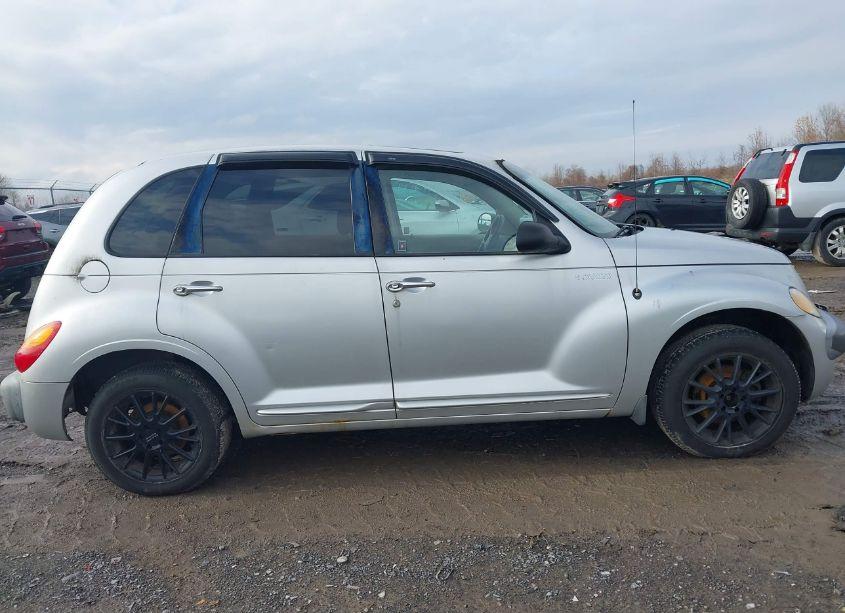 Photo 13 of 2001 Chrysler Pt CRUISER (VIN 3C8FY4BBX1T583284)