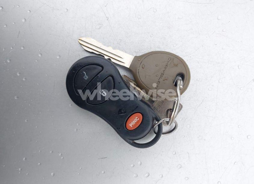 Photo 11 of 2004 Chrysler Pt CRUISER TOURING (VIN 3C8FY58B24T213464)