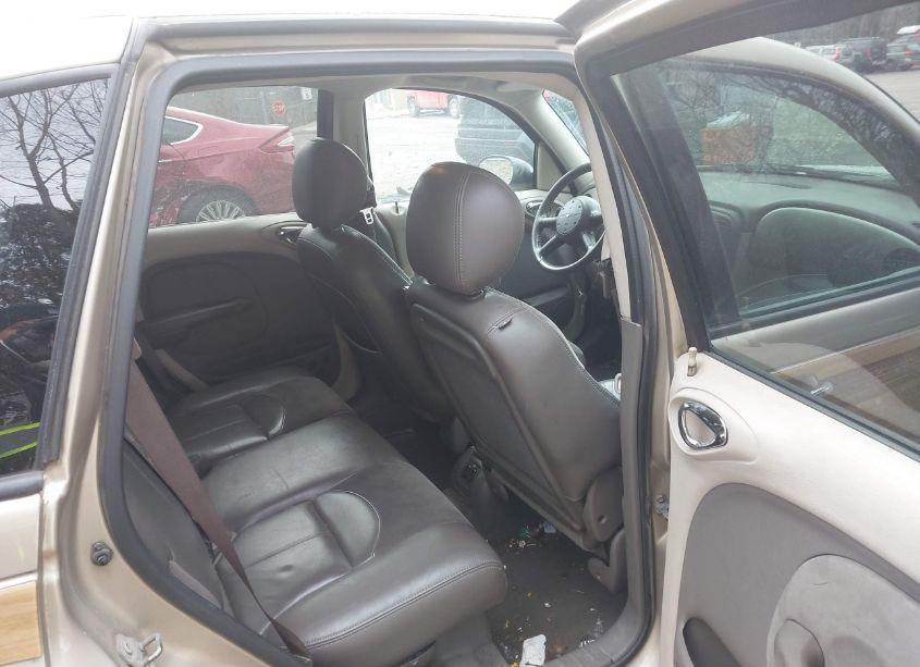 Photo 8 of 2003 Chrysler Pt CRUISER LIMITED (VIN 3C8FY68B03T655292)