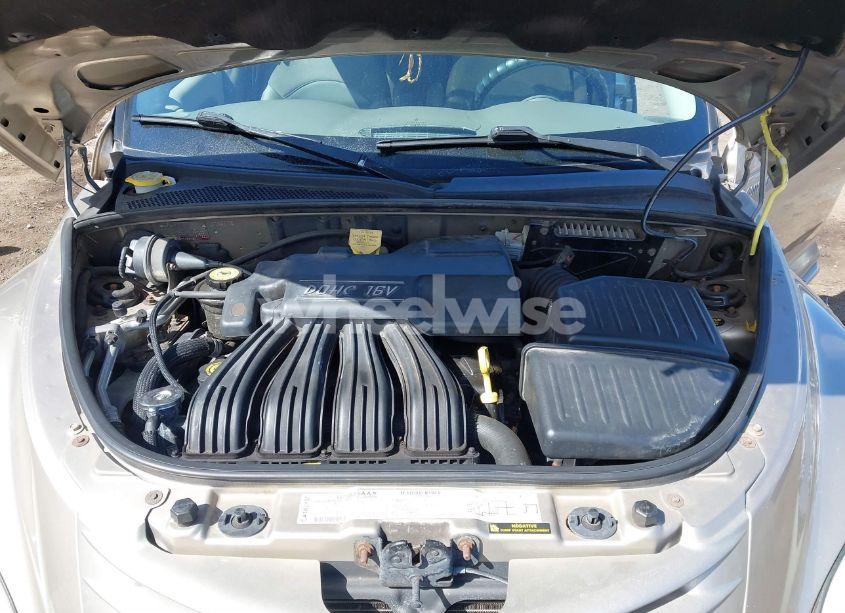 Photo 10 of 2002 Chrysler Pt CRUISER LIMITED (VIN 3C8FY68B12T244739)