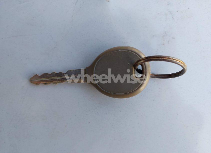 Photo 11 of 2002 Chrysler Pt CRUISER LIMITED (VIN 3C8FY68B12T244739)