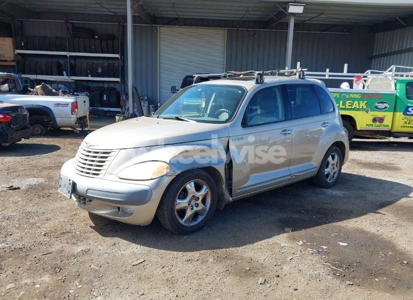 Photo 2 of 2002 Chrysler Pt CRUISER LIMITED (VIN 3C8FY68B12T244739)