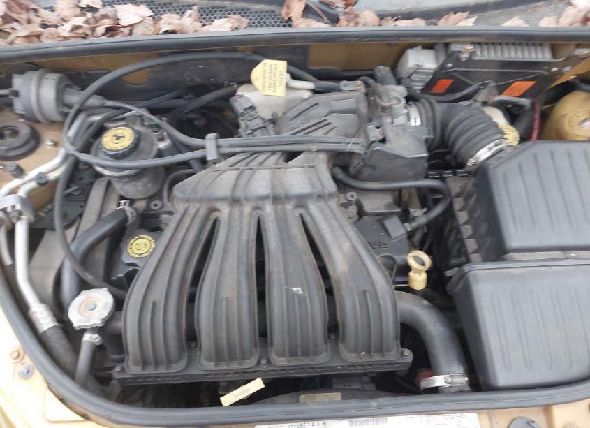 Photo 10 of 2002 Chrysler Pt CRUISER LIMITED (VIN 3C8FY68B12T324784)