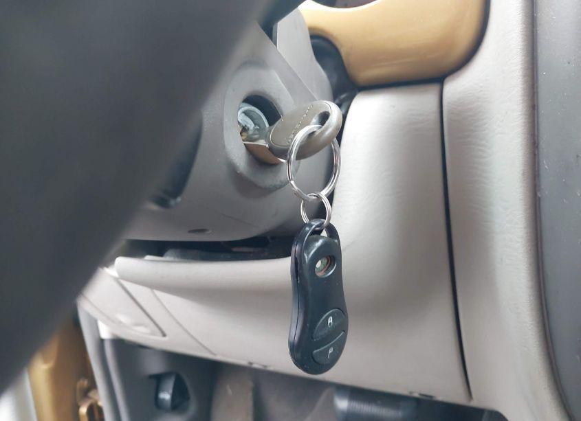 Photo 11 of 2002 Chrysler Pt CRUISER LIMITED (VIN 3C8FY68B12T324784)