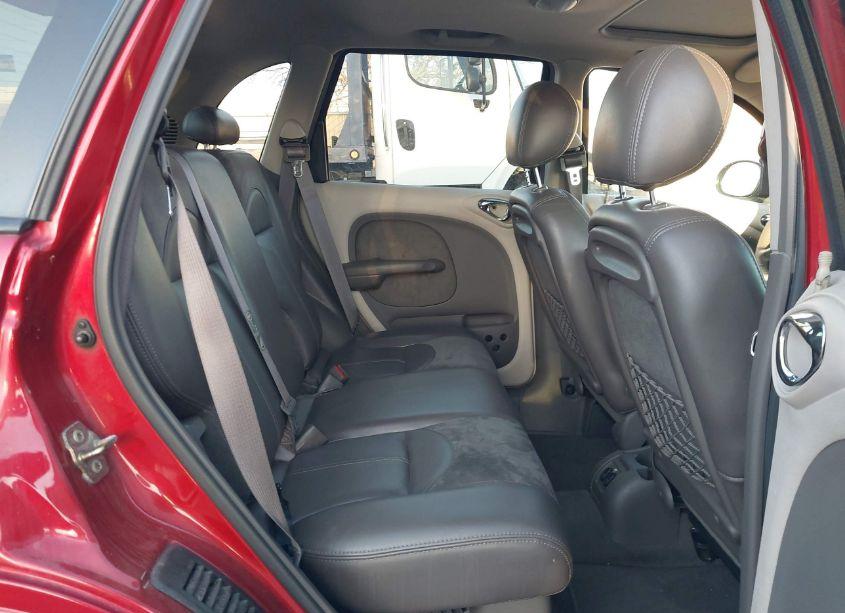 Photo 8 of 2002 Chrysler Pt CRUISER LIMITED (VIN 3C8FY68B22T256883)