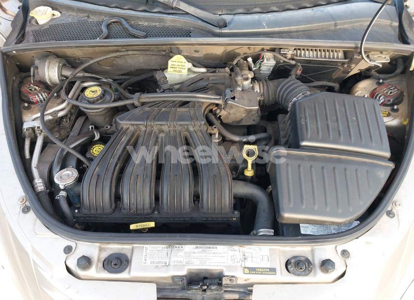 Photo 10 of 2002 Chrysler Pt CRUISER LIMITED/DREAM CRUISER (VIN 3C8FY68B22T290077)