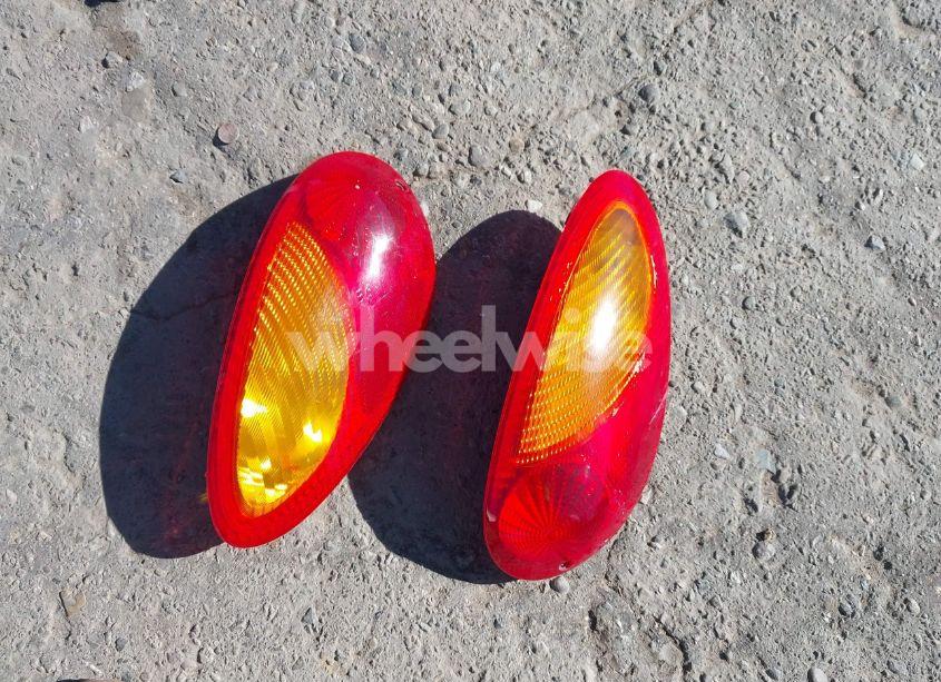 Photo 12 of 2003 Chrysler Pt CRUISER LIMITED (VIN 3C8FY68B33T559284)