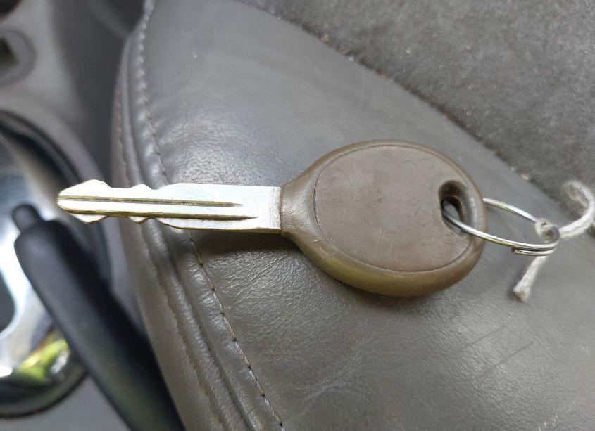 Photo 11 of 2004 Chrysler Pt CRUISER LIMITED (VIN 3C8FY68B34T201040)