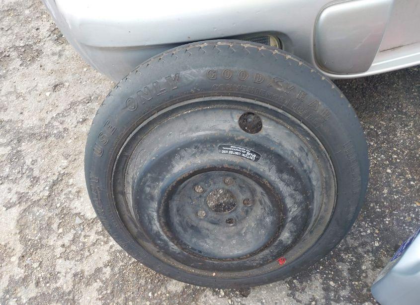 Photo 12 of 2004 Chrysler Pt CRUISER LIMITED (VIN 3C8FY68B34T201040)