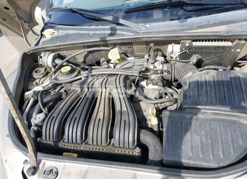 Photo 10 of 2002 Chrysler Pt CRUISER LIMITED (VIN 3C8FY68B52T339014)